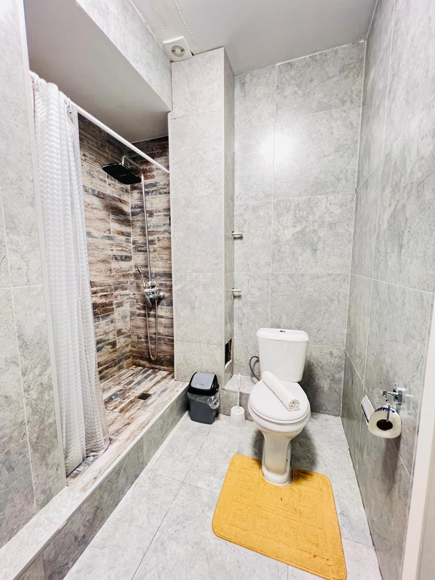417i2 Aqua Aura Sholpan *